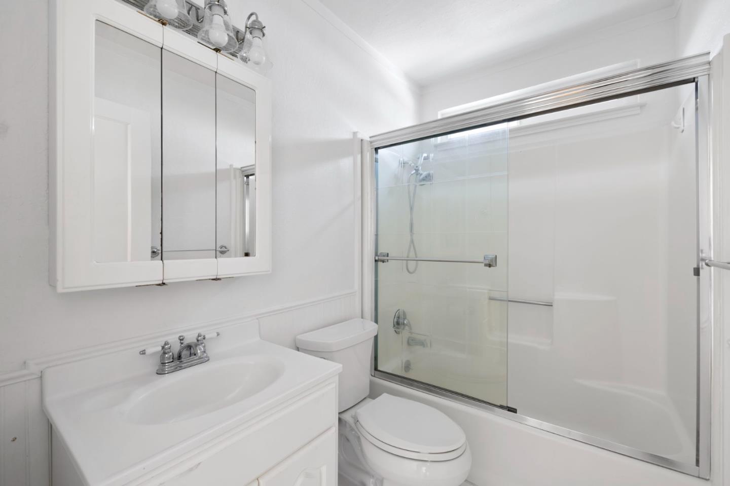 Detail Gallery Image 18 of 56 For 2160 Oakley Ave, Menlo Park,  CA 94025 - 2 Beds | 1 Baths