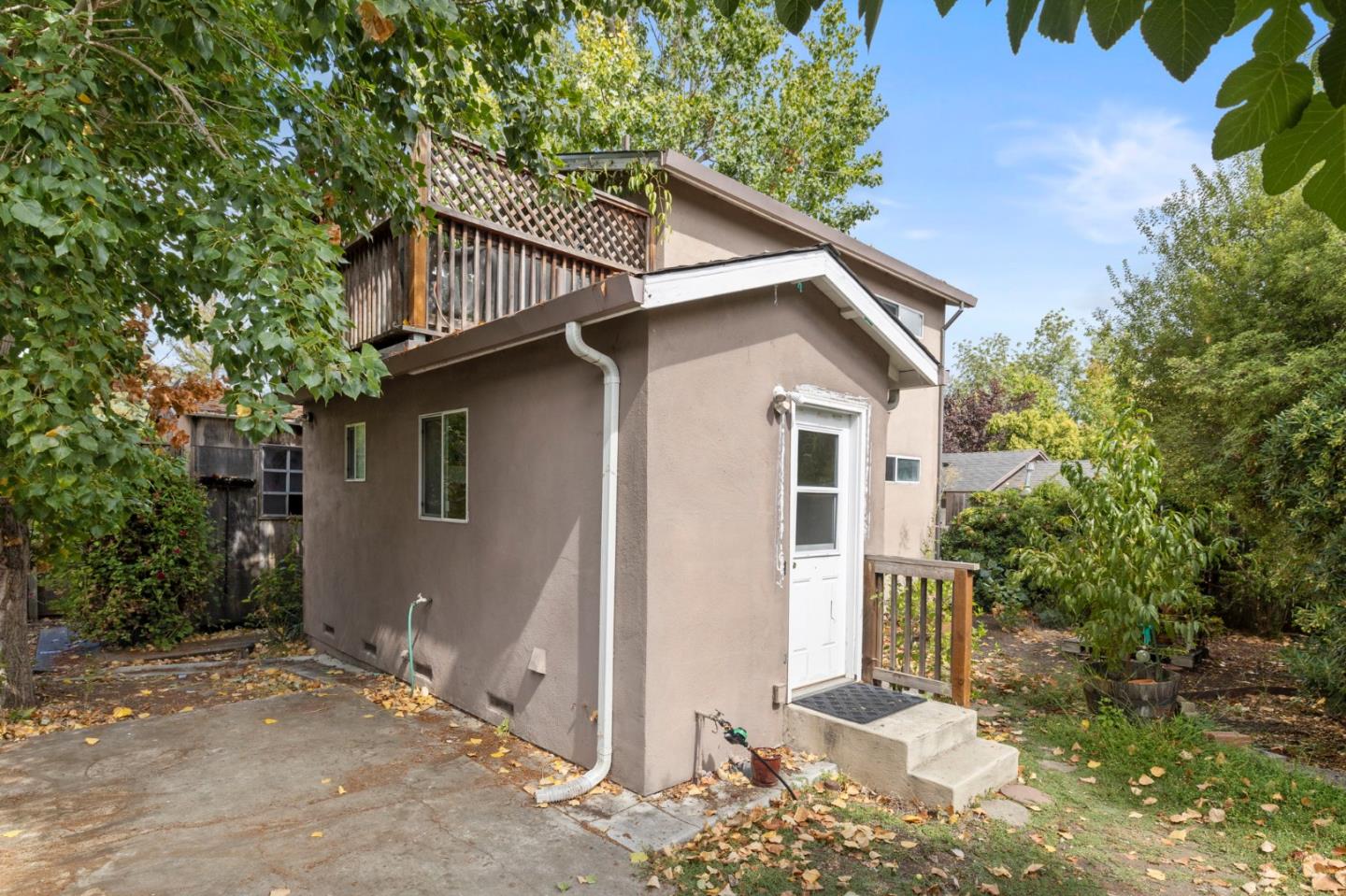 Detail Gallery Image 27 of 56 For 2160 Oakley Ave, Menlo Park,  CA 94025 - 2 Beds | 1 Baths