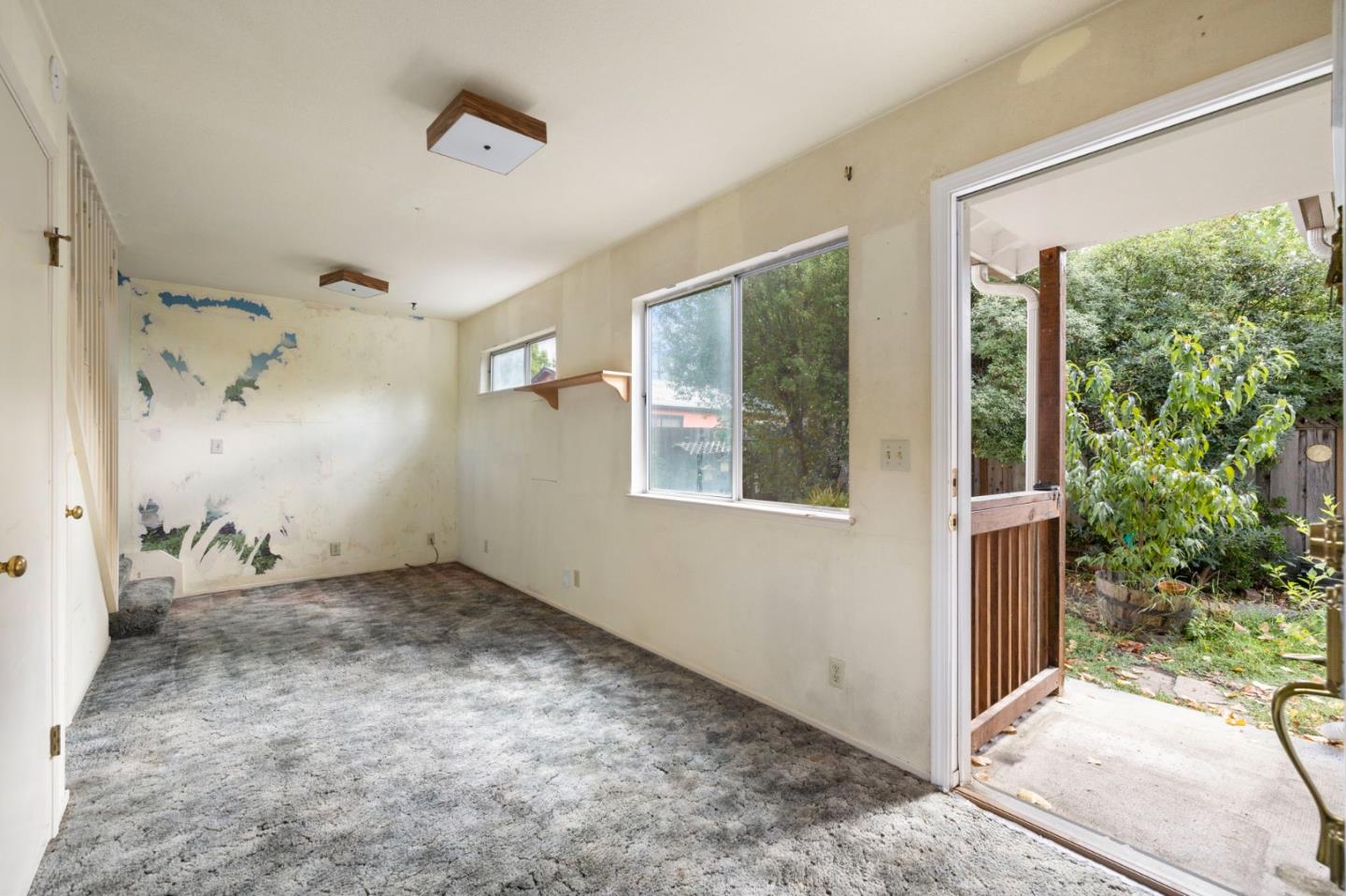 Detail Gallery Image 31 of 56 For 2160 Oakley Ave, Menlo Park,  CA 94025 - 2 Beds | 1 Baths