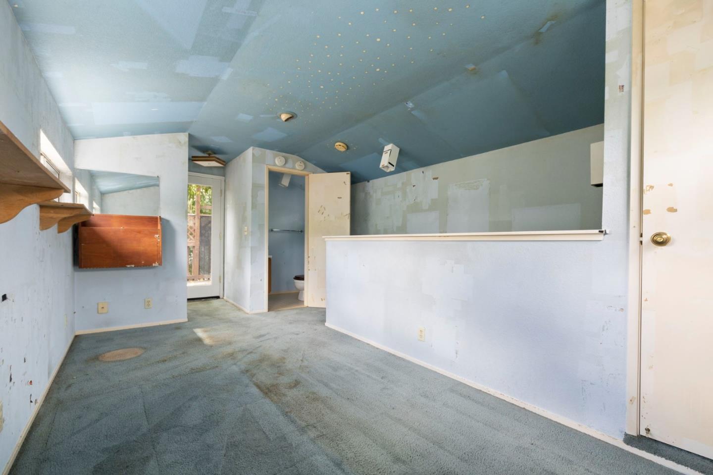 Detail Gallery Image 39 of 56 For 2160 Oakley Ave, Menlo Park,  CA 94025 - 2 Beds | 1 Baths
