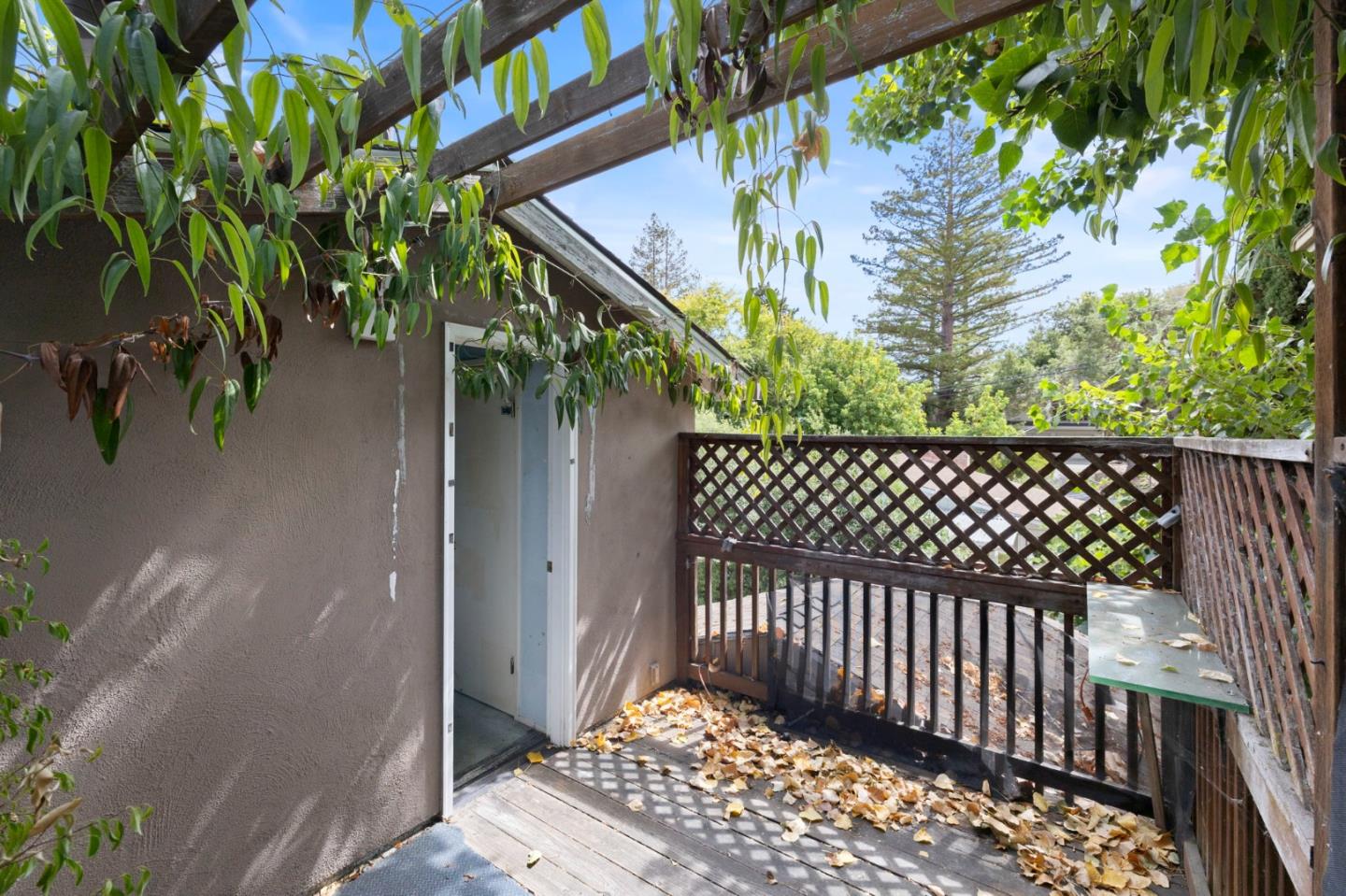 Detail Gallery Image 43 of 56 For 2160 Oakley Ave, Menlo Park,  CA 94025 - 2 Beds | 1 Baths