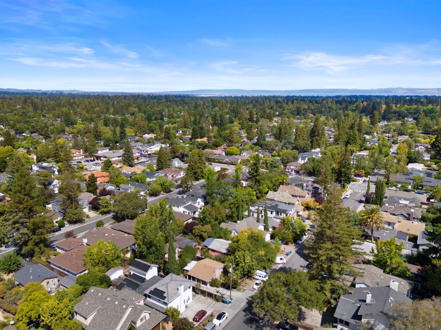 Detail Gallery Image 51 of 56 For 2160 Oakley Ave, Menlo Park,  CA 94025 - 2 Beds | 1 Baths