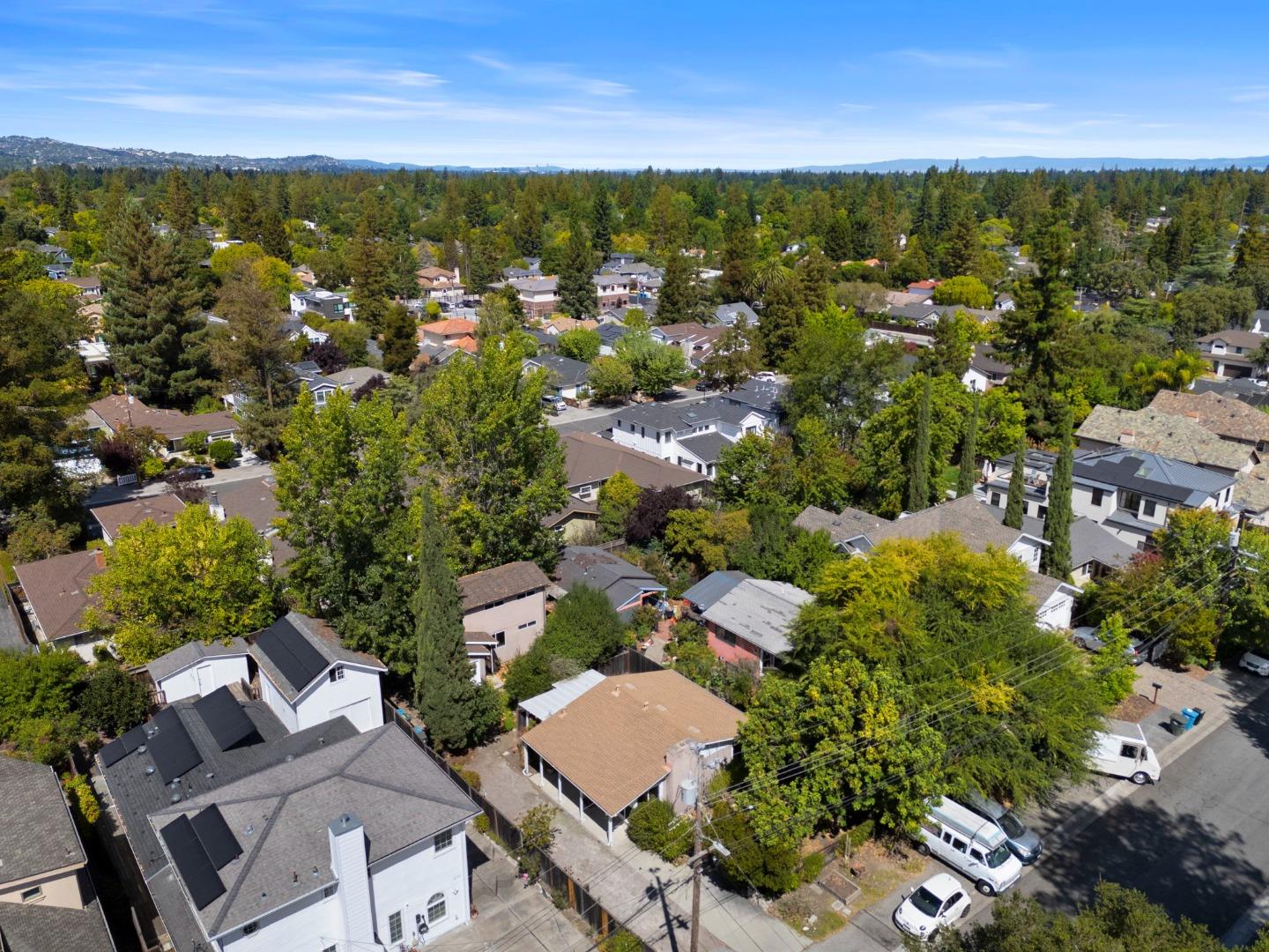 Detail Gallery Image 53 of 56 For 2160 Oakley Ave, Menlo Park,  CA 94025 - 2 Beds | 1 Baths