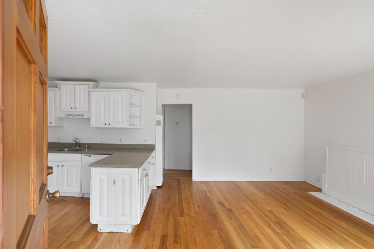 Detail Gallery Image 6 of 56 For 2160 Oakley Ave, Menlo Park,  CA 94025 - 2 Beds | 1 Baths
