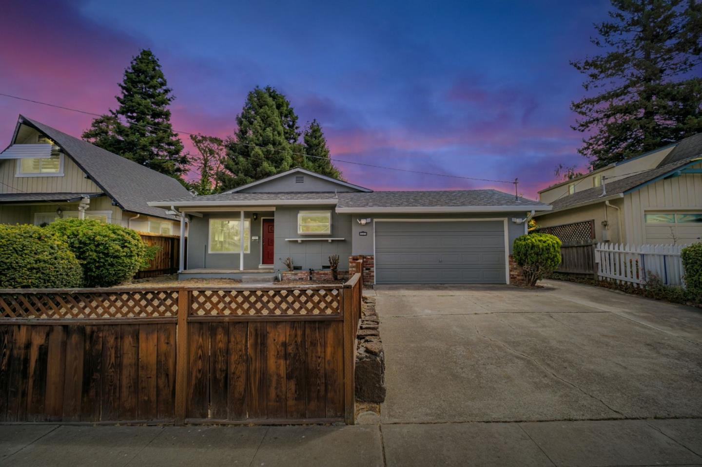 Detail Gallery Image 2 of 44 For 23730 Stratton Ct, Hayward,  CA 94541 - 3 Beds | 2 Baths