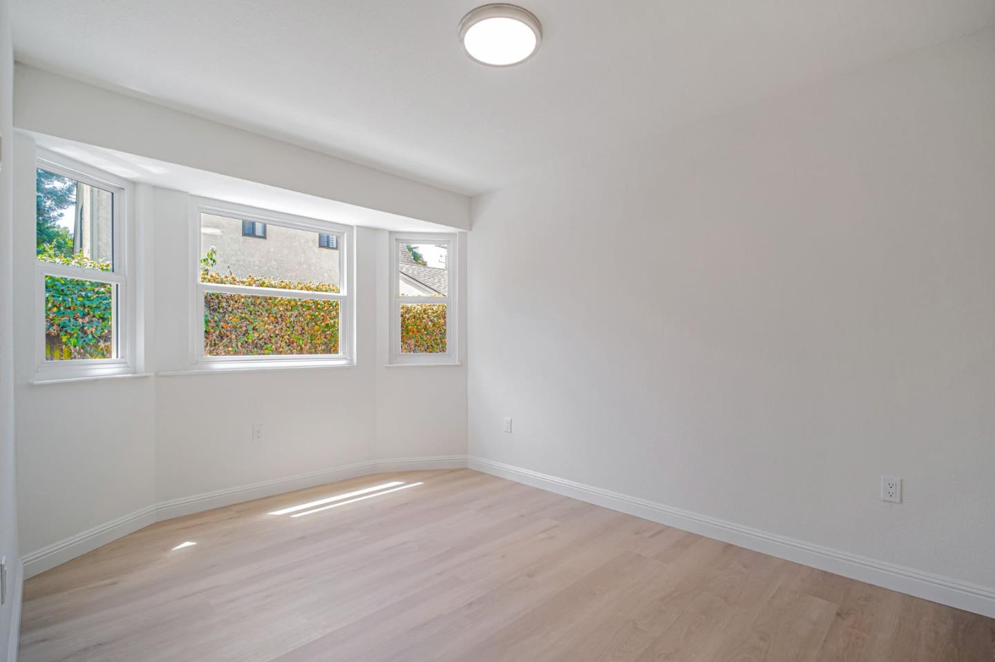 Detail Gallery Image 21 of 44 For 23730 Stratton Ct, Hayward,  CA 94541 - 3 Beds | 2 Baths