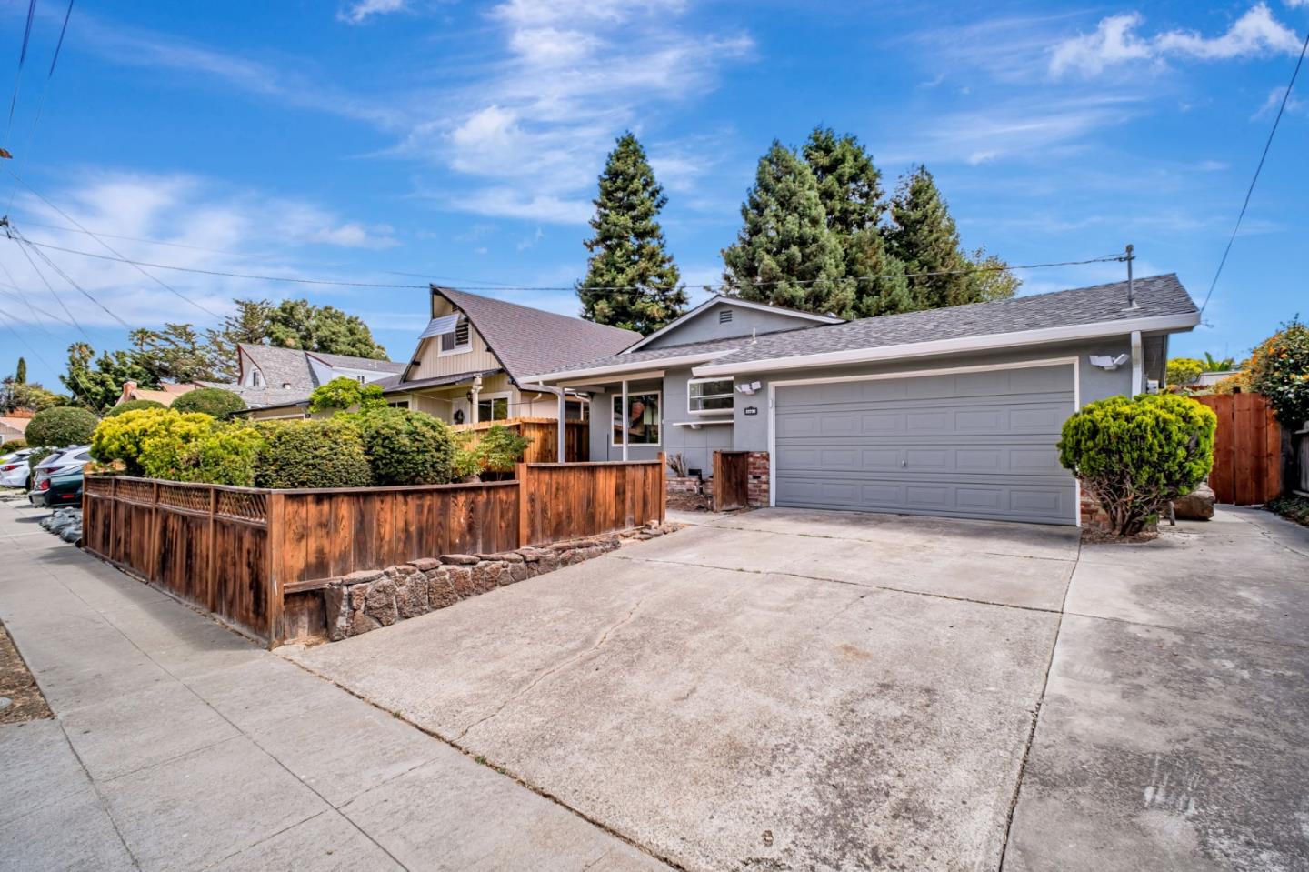 Detail Gallery Image 4 of 44 For 23730 Stratton Ct, Hayward,  CA 94541 - 3 Beds | 2 Baths