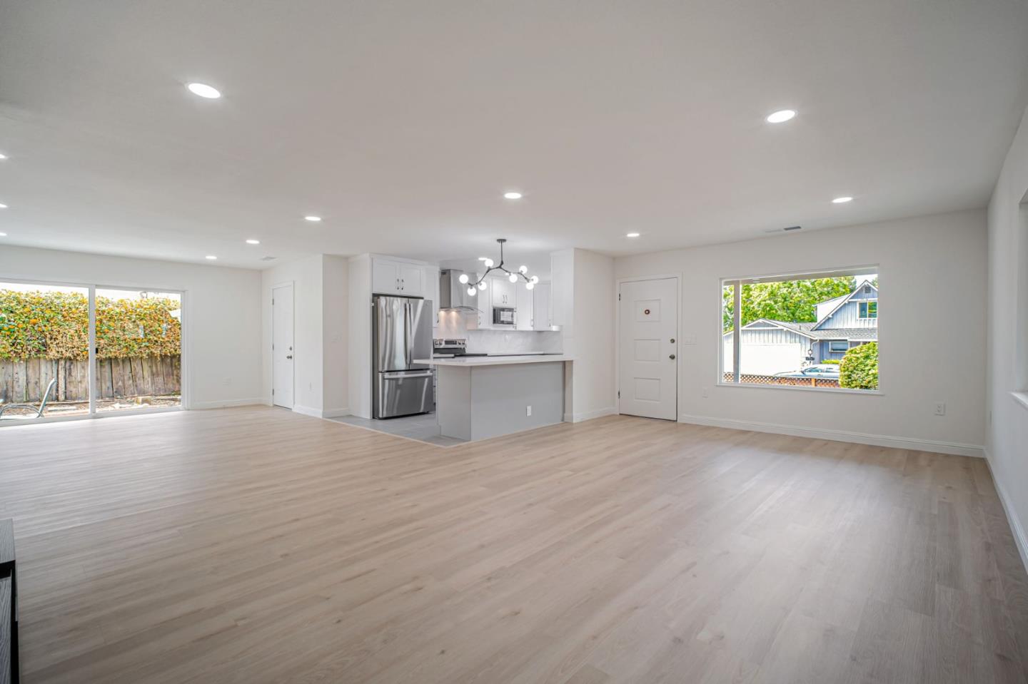 Detail Gallery Image 8 of 44 For 23730 Stratton Ct, Hayward,  CA 94541 - 3 Beds | 2 Baths