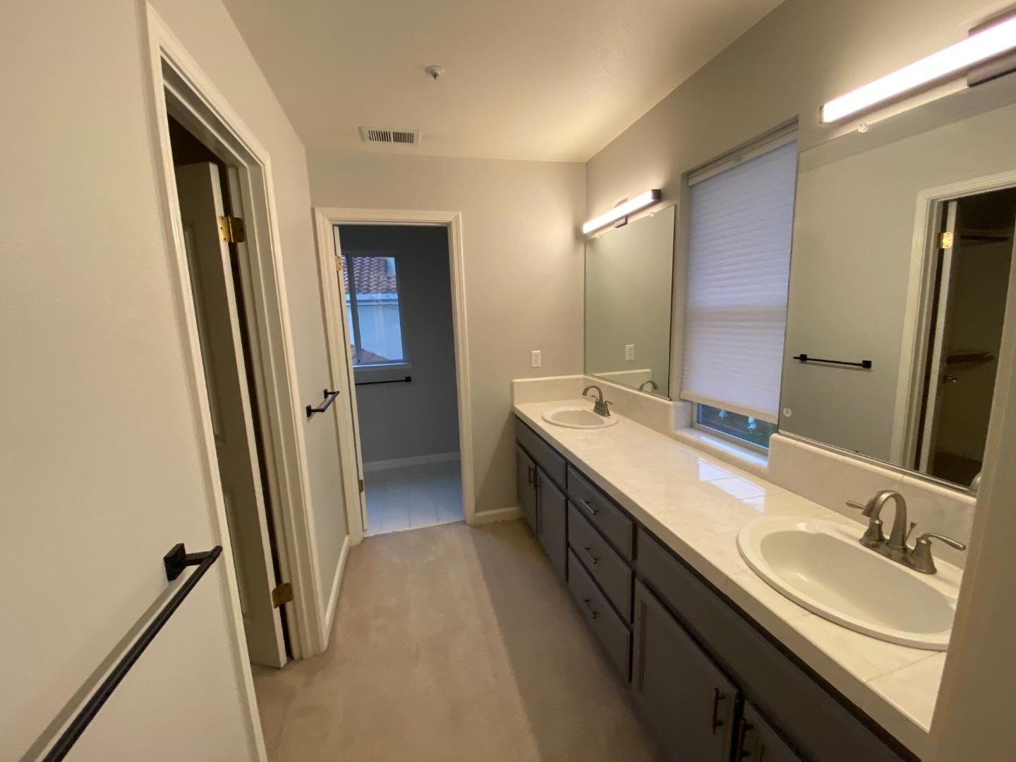 Detail Gallery Image 6 of 10 For 15600 La Jolla Dr, Morgan Hill,  CA 95037 - 3 Beds | 2/1 Baths