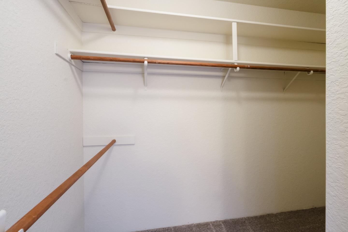 Detail Gallery Image 32 of 42 For 664 Duffin Dr, Hollister,  CA 95023 - 2 Beds | 2/1 Baths