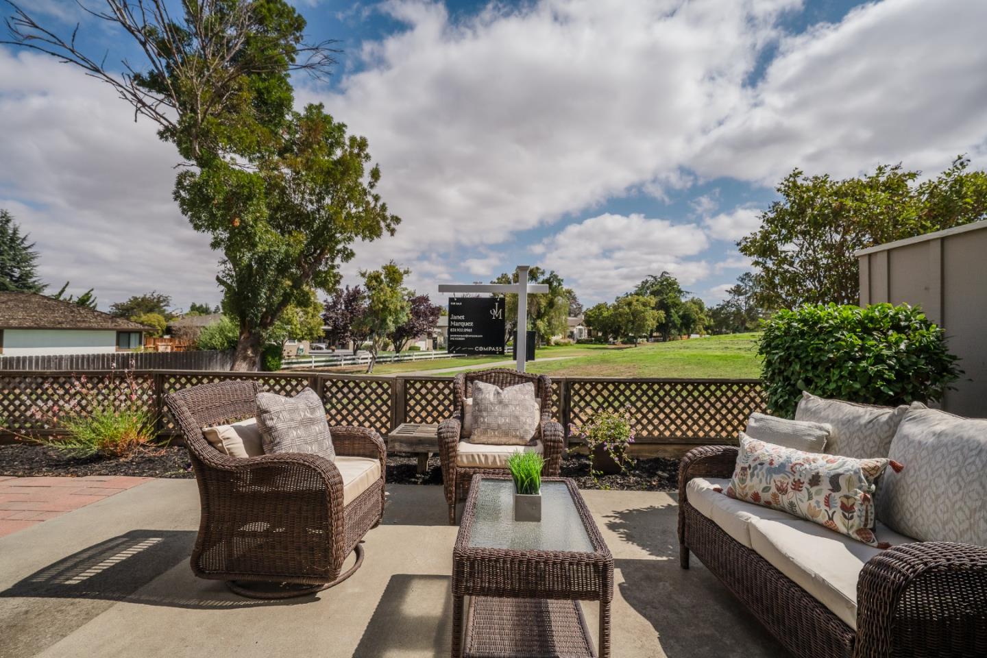 Detail Gallery Image 34 of 42 For 664 Duffin Dr, Hollister,  CA 95023 - 2 Beds | 2/1 Baths
