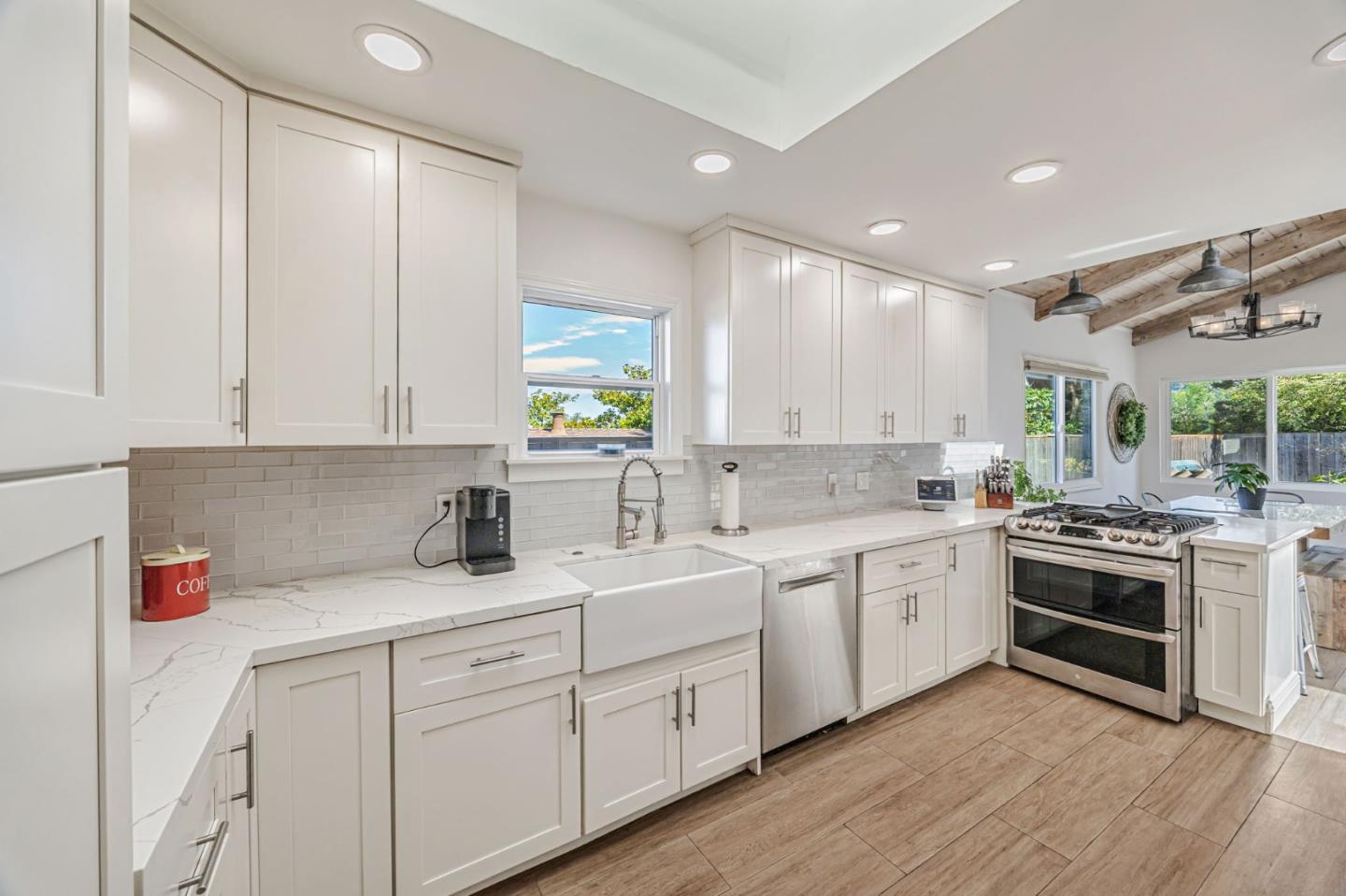 Detail Gallery Image 11 of 45 For 715 31st Ave, San Mateo,  CA 94403 - 3 Beds | 2 Baths