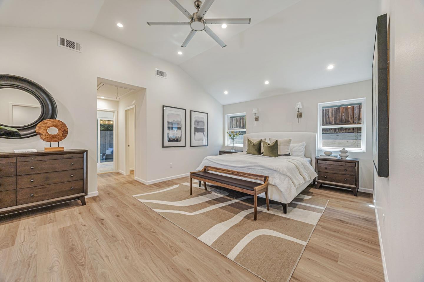 Detail Gallery Image 28 of 45 For 715 31st Ave, San Mateo,  CA 94403 - 3 Beds | 2 Baths