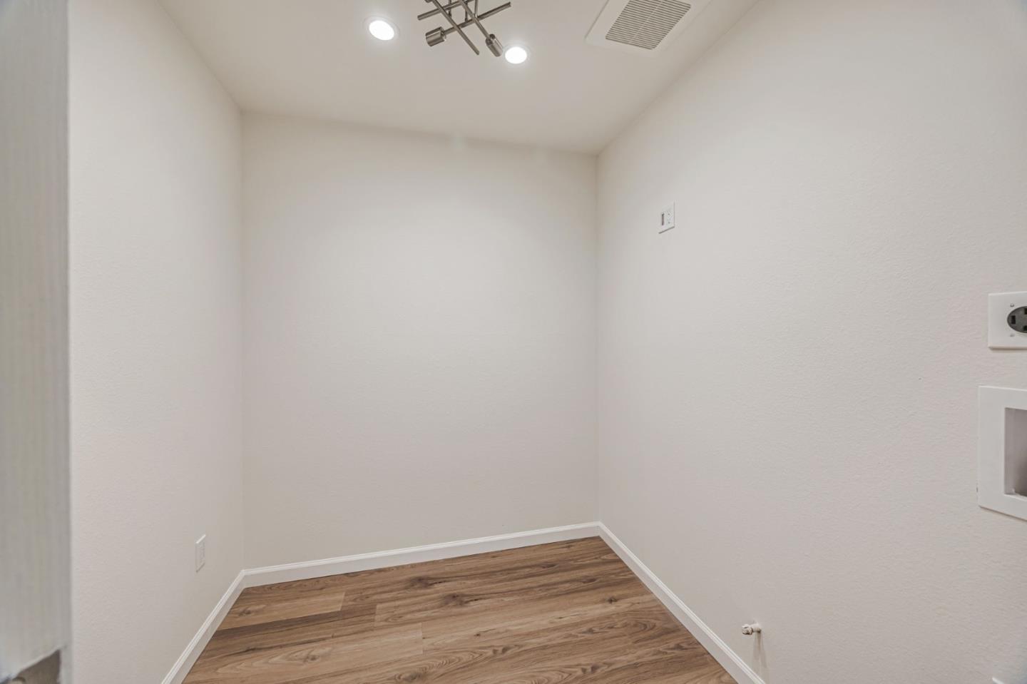 Detail Gallery Image 34 of 45 For 715 31st Ave, San Mateo,  CA 94403 - 3 Beds | 2 Baths