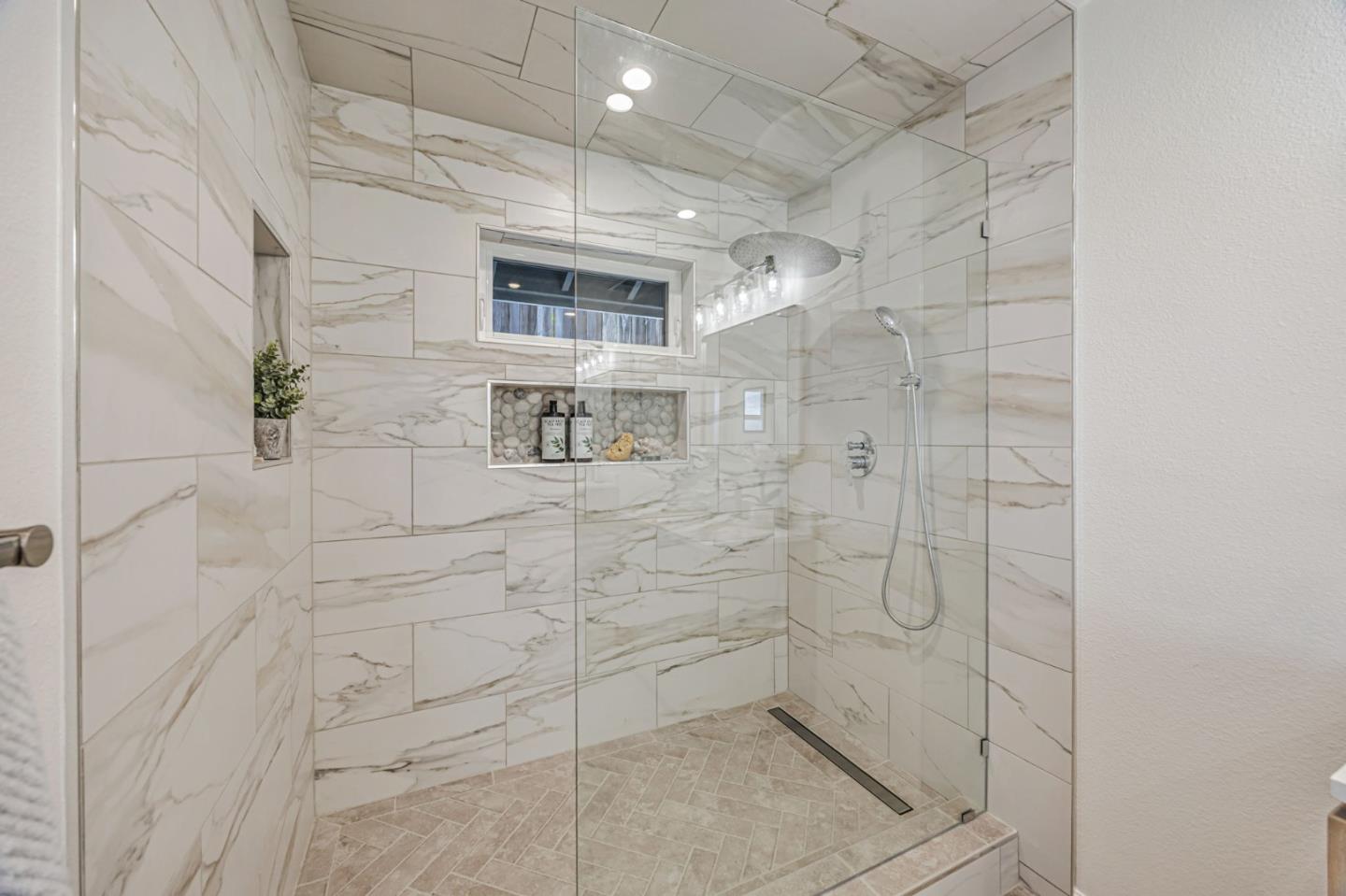 Detail Gallery Image 39 of 45 For 715 31st Ave, San Mateo,  CA 94403 - 3 Beds | 2 Baths