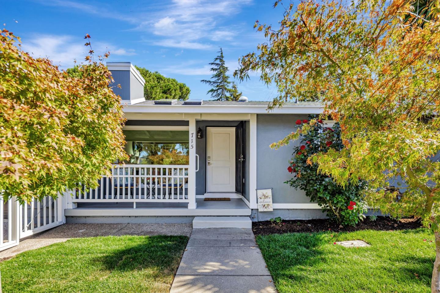 Detail Gallery Image 4 of 45 For 715 31st Ave, San Mateo,  CA 94403 - 3 Beds | 2 Baths