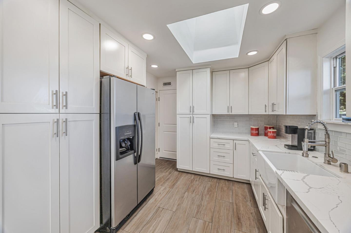 Detail Gallery Image 9 of 45 For 715 31st Ave, San Mateo,  CA 94403 - 3 Beds | 2 Baths