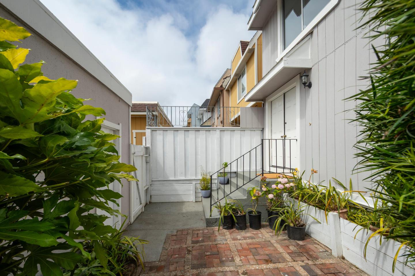 Detail Gallery Image 3 of 28 For 2436 Unwin Ct, South San Francisco,  CA 94080 - 3 Beds | 2 Baths