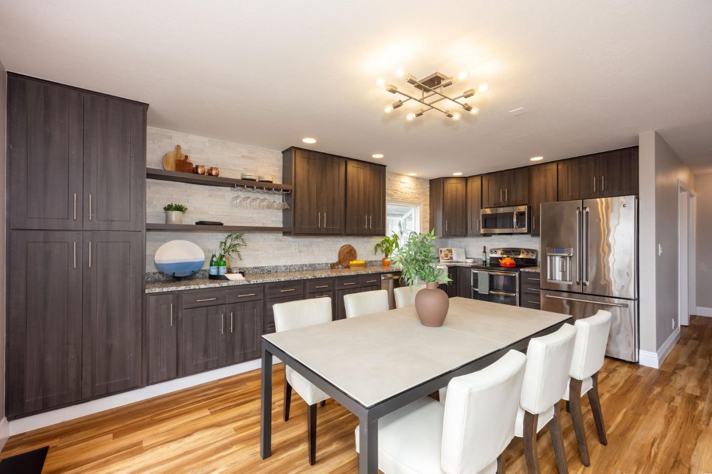 Detail Gallery Image 21 of 47 For 1107 Columbus St, El Granada,  CA 94018 - 3 Beds | 2 Baths