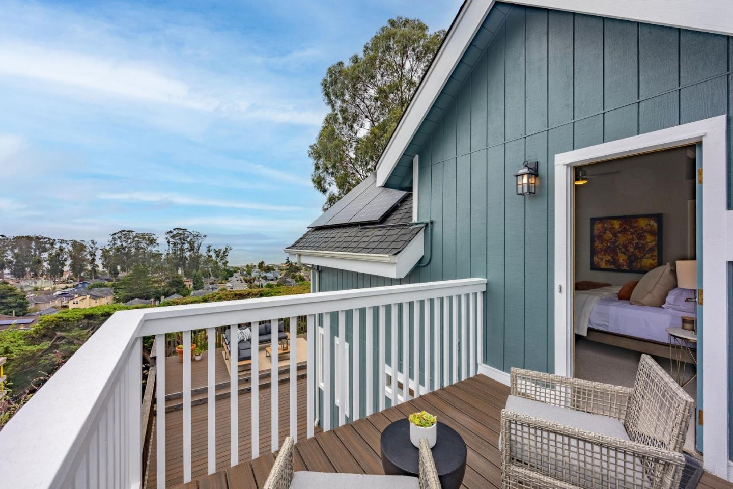 Detail Gallery Image 30 of 47 For 1107 Columbus St, El Granada,  CA 94018 - 3 Beds | 2 Baths
