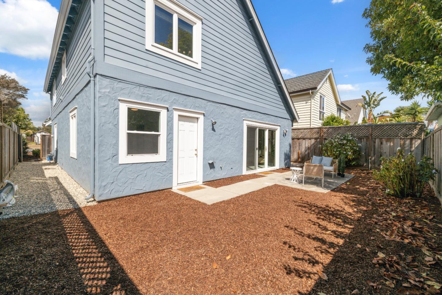 Detail Gallery Image 23 of 42 For 4750 Capitola Rd, Capitola,  CA 95010 - 3 Beds | 2/1 Baths