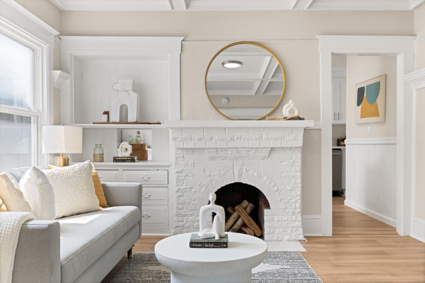 Detail Gallery Image 8 of 56 For 551 53rd St, Oakland,  CA 94609 - – Beds | – Baths