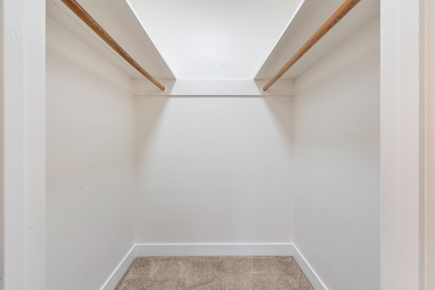 Detail Gallery Image 12 of 44 For 1150 Bonnie View Rd, Hollister,  CA 95023 - 4 Beds | 3 Baths