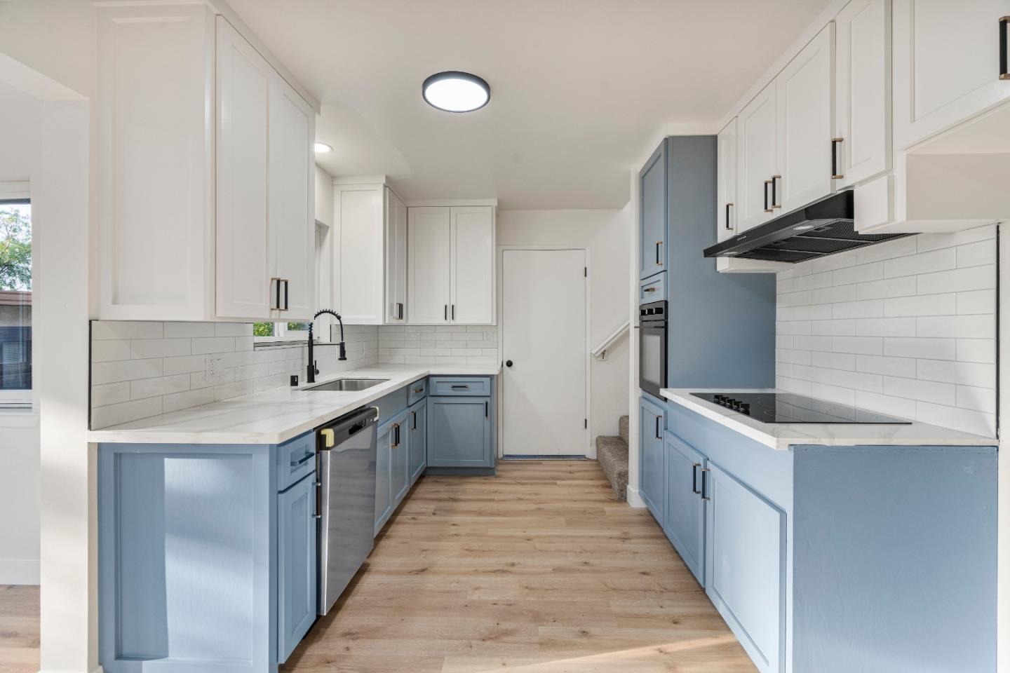 Detail Gallery Image 19 of 44 For 1150 Bonnie View Rd, Hollister,  CA 95023 - 4 Beds | 3 Baths