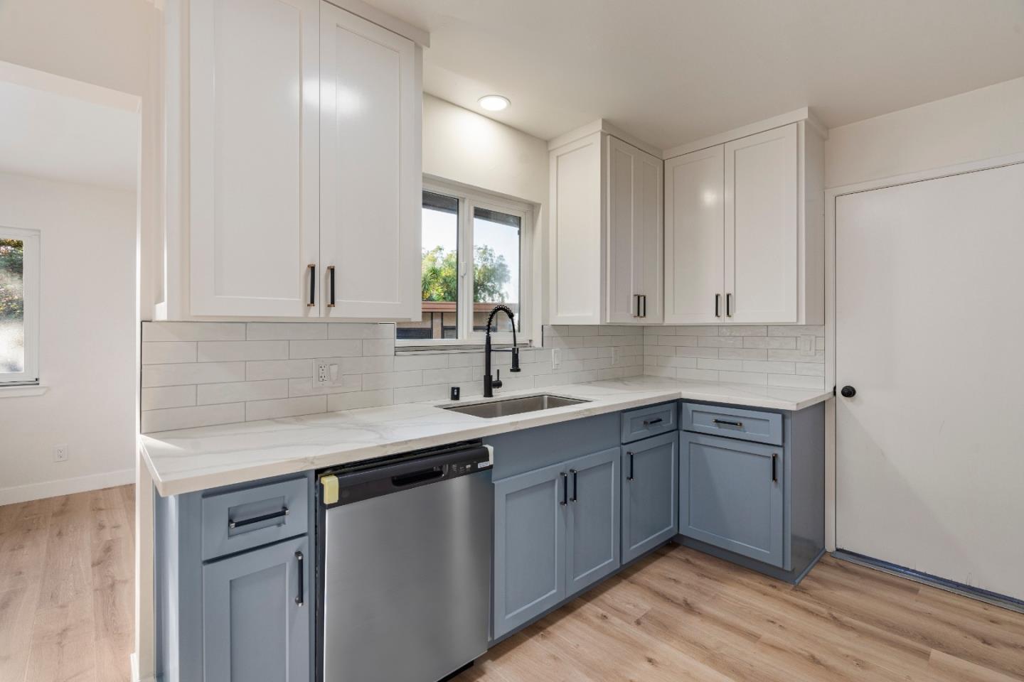 Detail Gallery Image 21 of 44 For 1150 Bonnie View Rd, Hollister,  CA 95023 - 4 Beds | 3 Baths