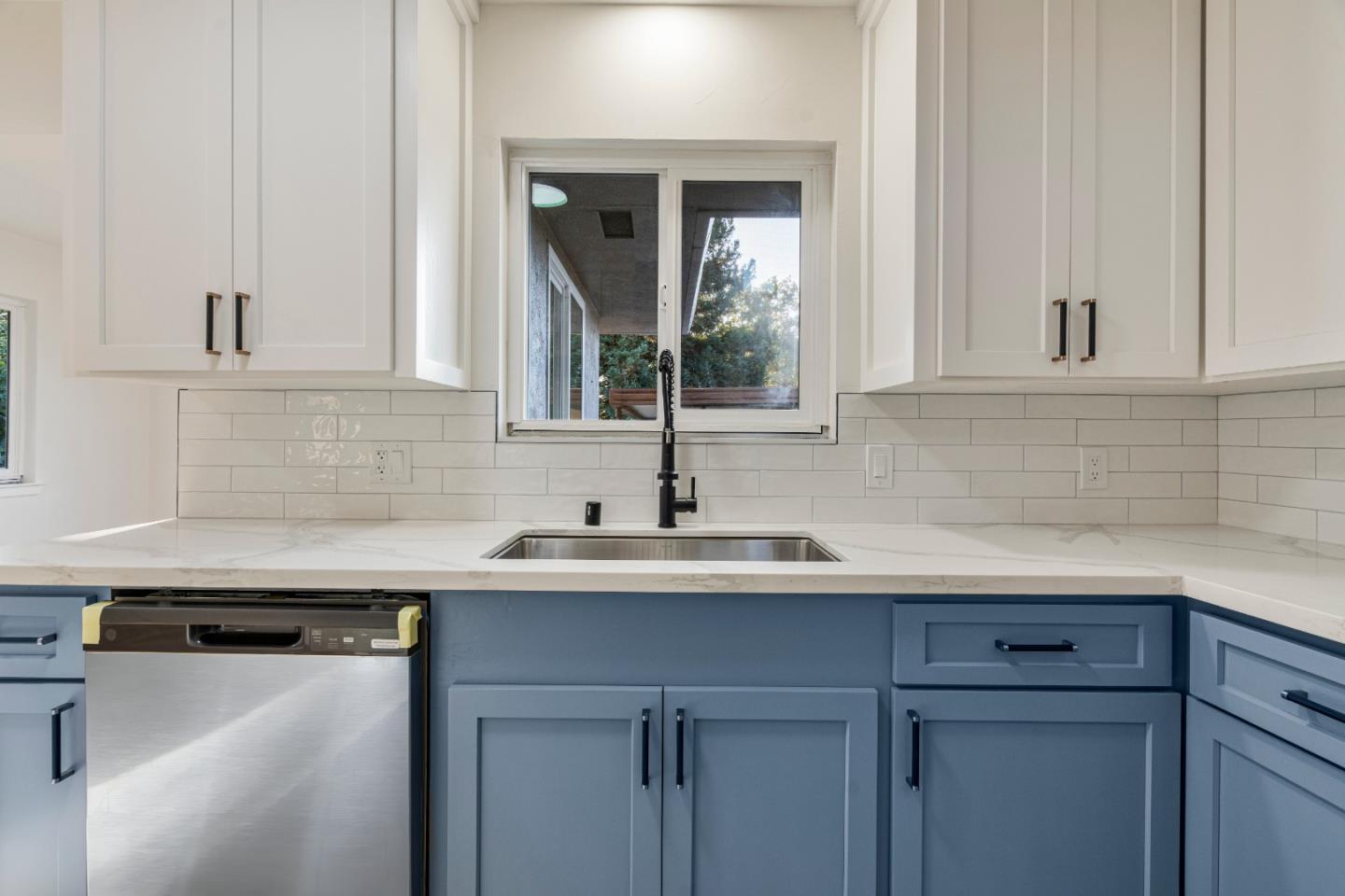 Detail Gallery Image 24 of 44 For 1150 Bonnie View Rd, Hollister,  CA 95023 - 4 Beds | 3 Baths