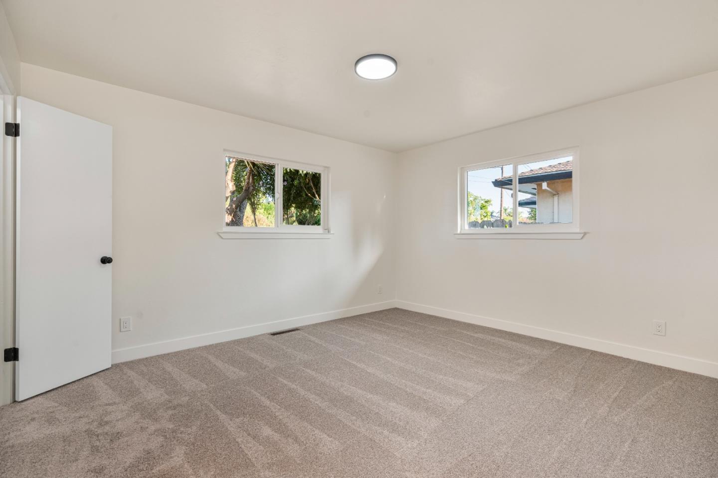 Detail Gallery Image 9 of 44 For 1150 Bonnie View Rd, Hollister,  CA 95023 - 4 Beds | 3 Baths