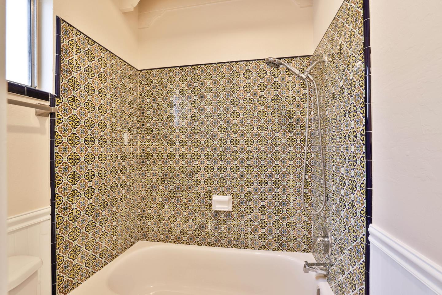 Detail Gallery Image 15 of 28 For 990 Gale Dr, Campbell,  CA 95008 - – Beds | – Baths