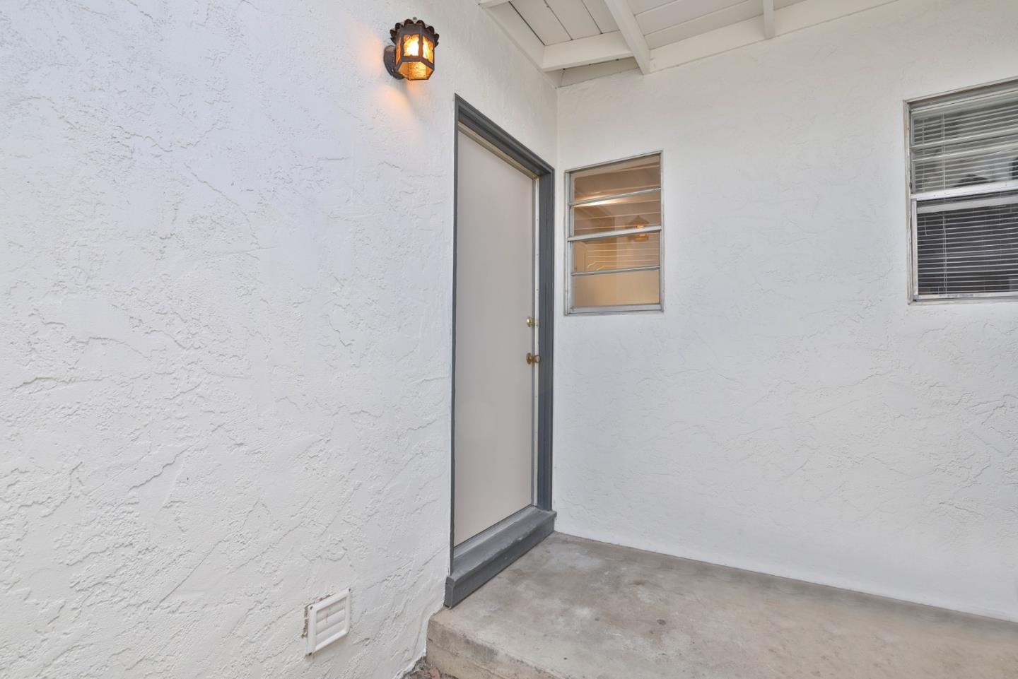 Detail Gallery Image 17 of 28 For 990 Gale Dr, Campbell,  CA 95008 - – Beds | – Baths