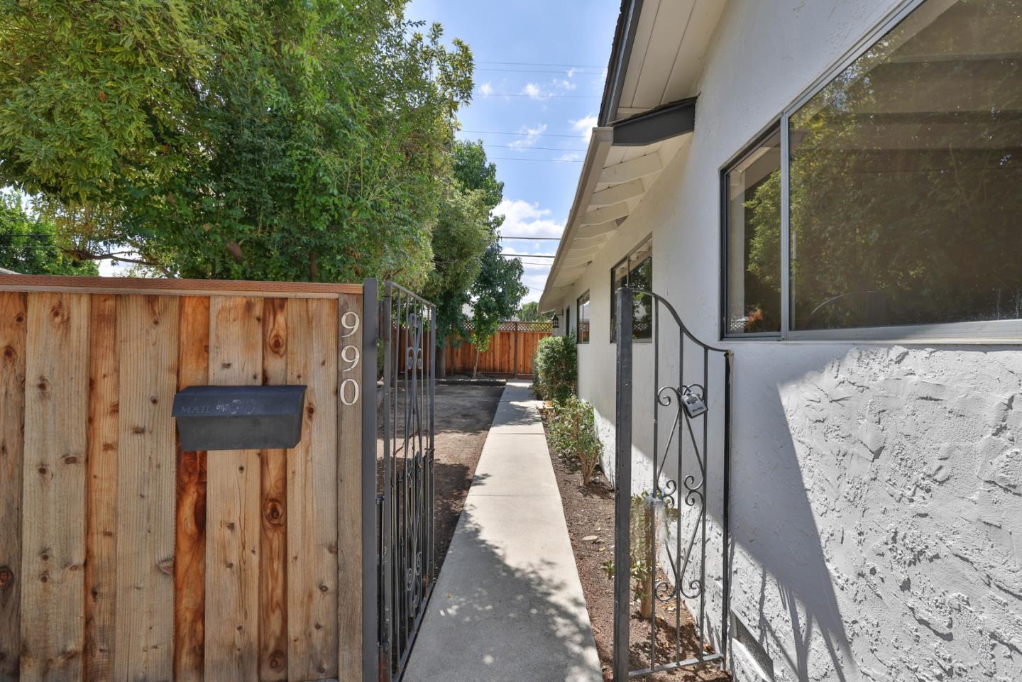 Detail Gallery Image 23 of 28 For 990 Gale Dr, Campbell,  CA 95008 - – Beds | – Baths