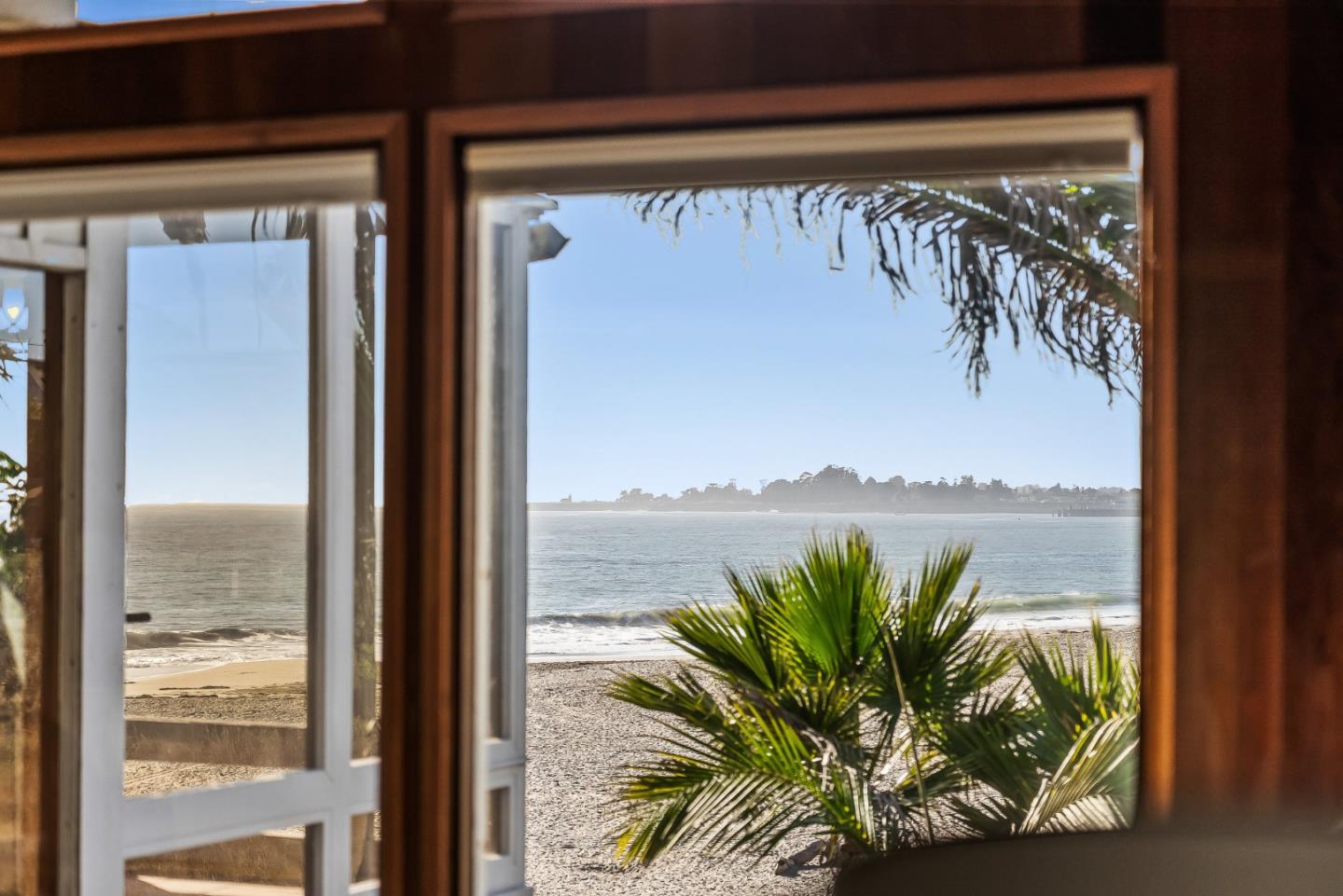 Detail Gallery Image 17 of 73 For 151 Blackpoint Ln, Santa Cruz,  CA 95062 - 3 Beds | 2 Baths