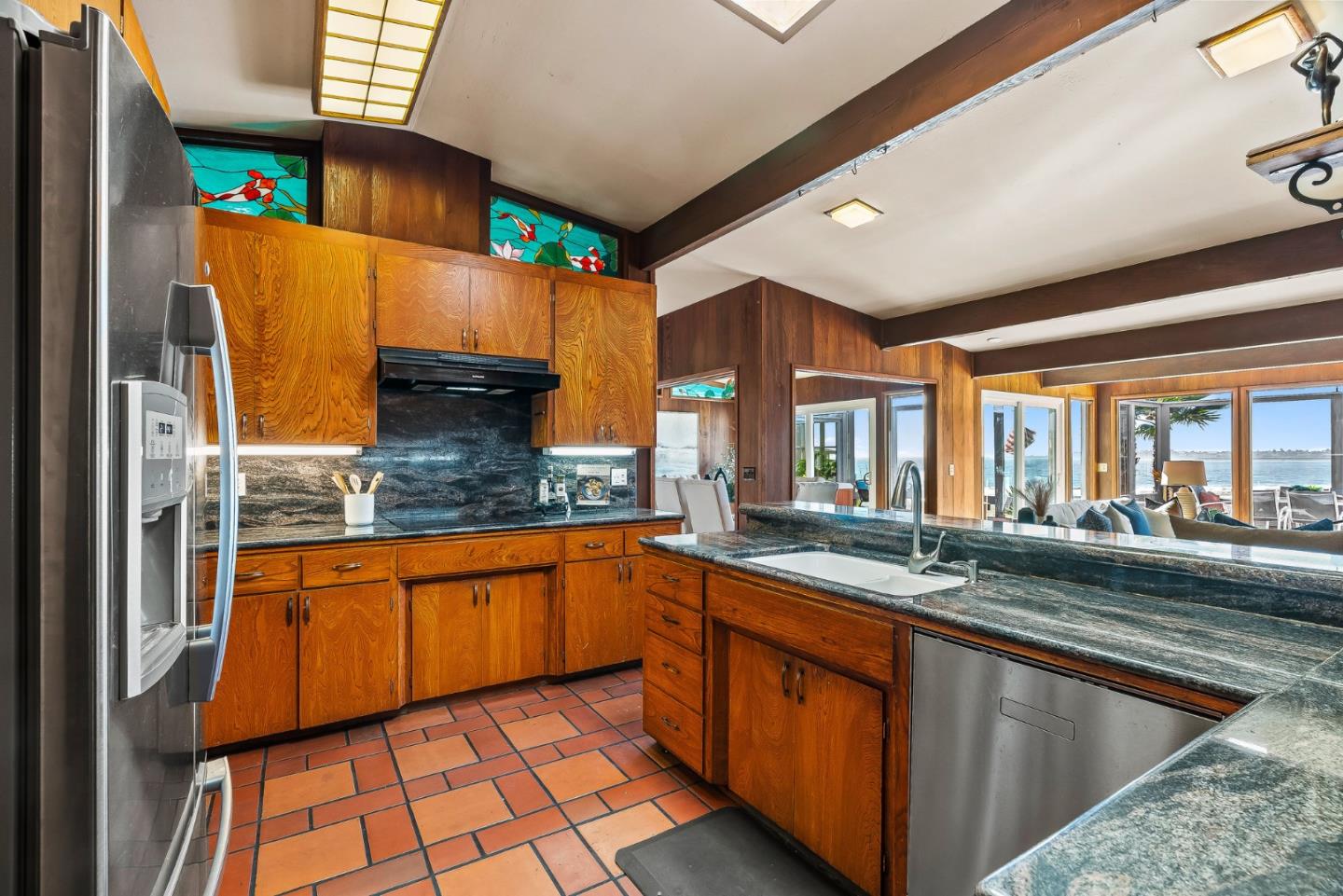 Detail Gallery Image 23 of 73 For 151 Blackpoint Ln, Santa Cruz,  CA 95062 - 3 Beds | 2 Baths