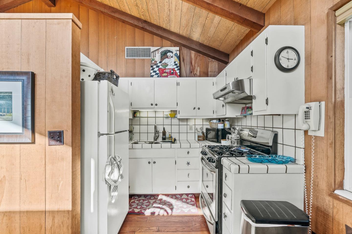 Detail Gallery Image 53 of 73 For 151 Blackpoint Ln, Santa Cruz,  CA 95062 - 3 Beds | 2 Baths