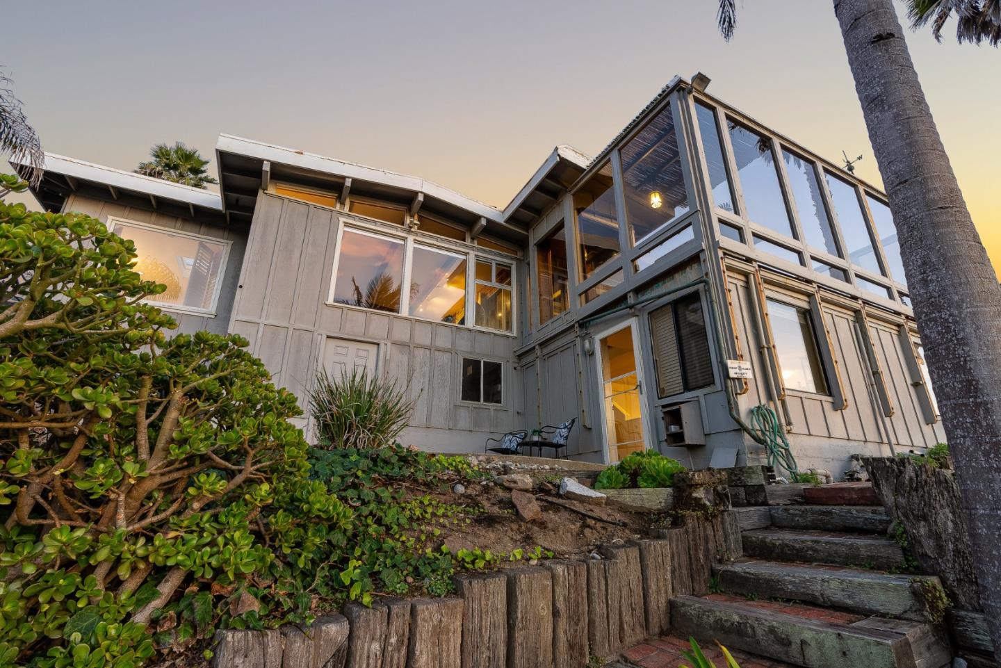 Detail Gallery Image 64 of 73 For 151 Blackpoint Ln, Santa Cruz,  CA 95062 - 3 Beds | 2 Baths