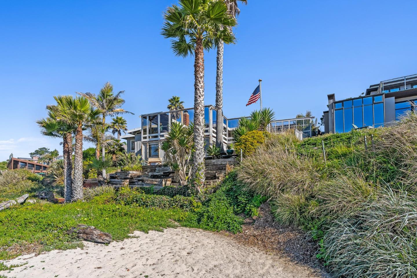 Detail Gallery Image 65 of 73 For 151 Blackpoint Ln, Santa Cruz,  CA 95062 - 3 Beds | 2 Baths