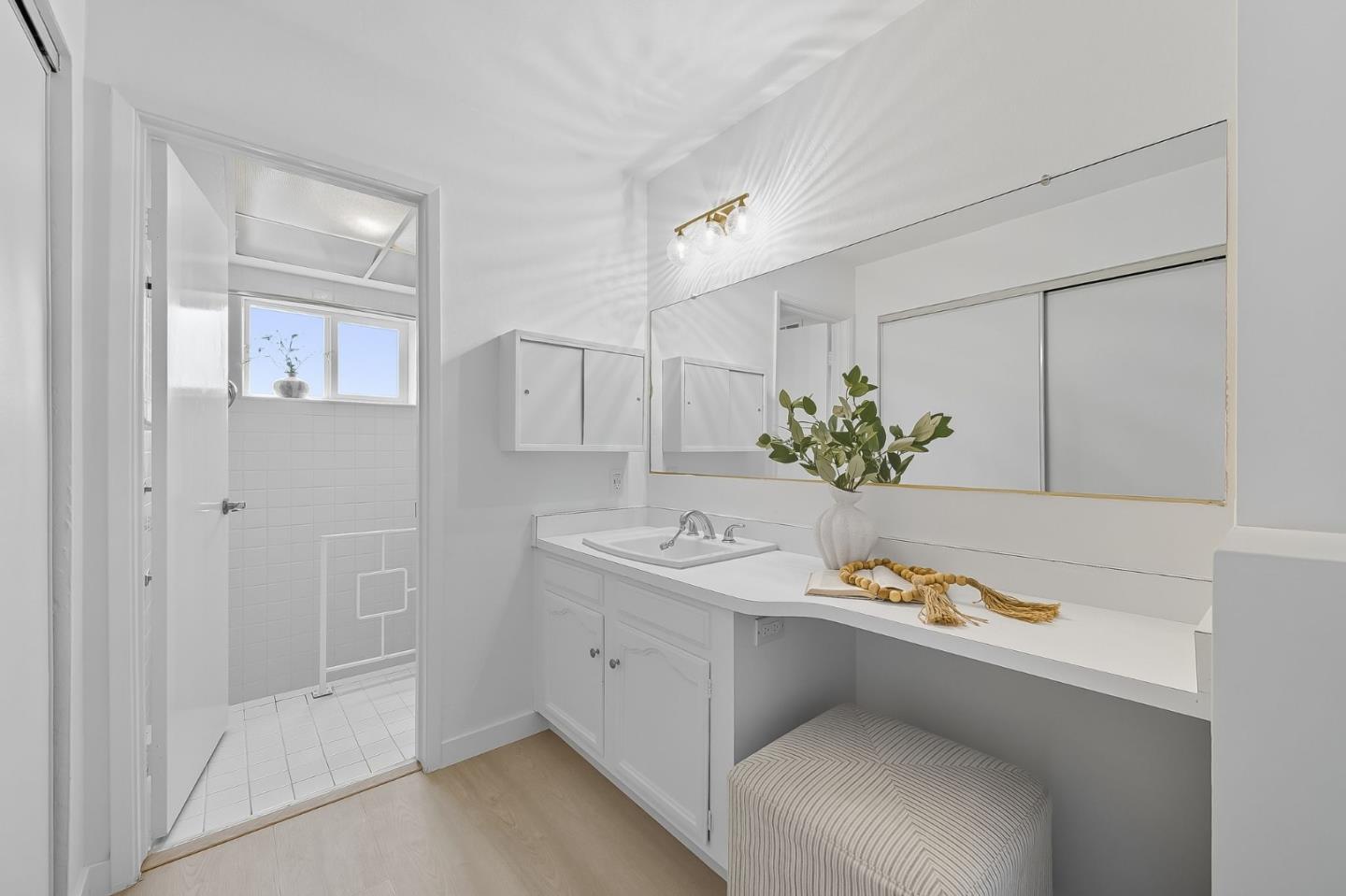 Detail Gallery Image 15 of 33 For 1100 Bounty Dr, Foster City,  CA 94404 - 3 Beds | 2 Baths