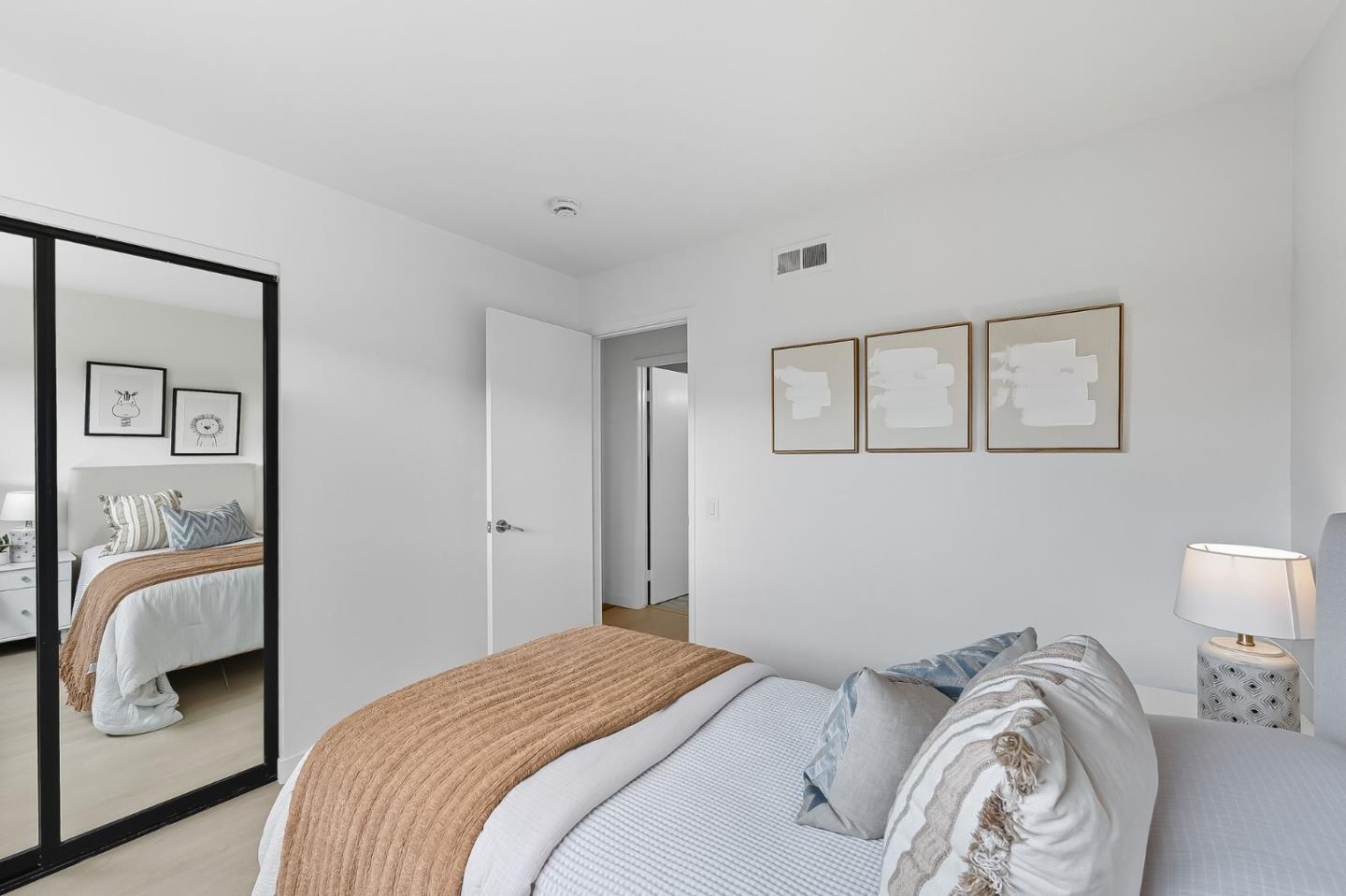 Detail Gallery Image 18 of 33 For 1100 Bounty Dr, Foster City,  CA 94404 - 3 Beds | 2 Baths