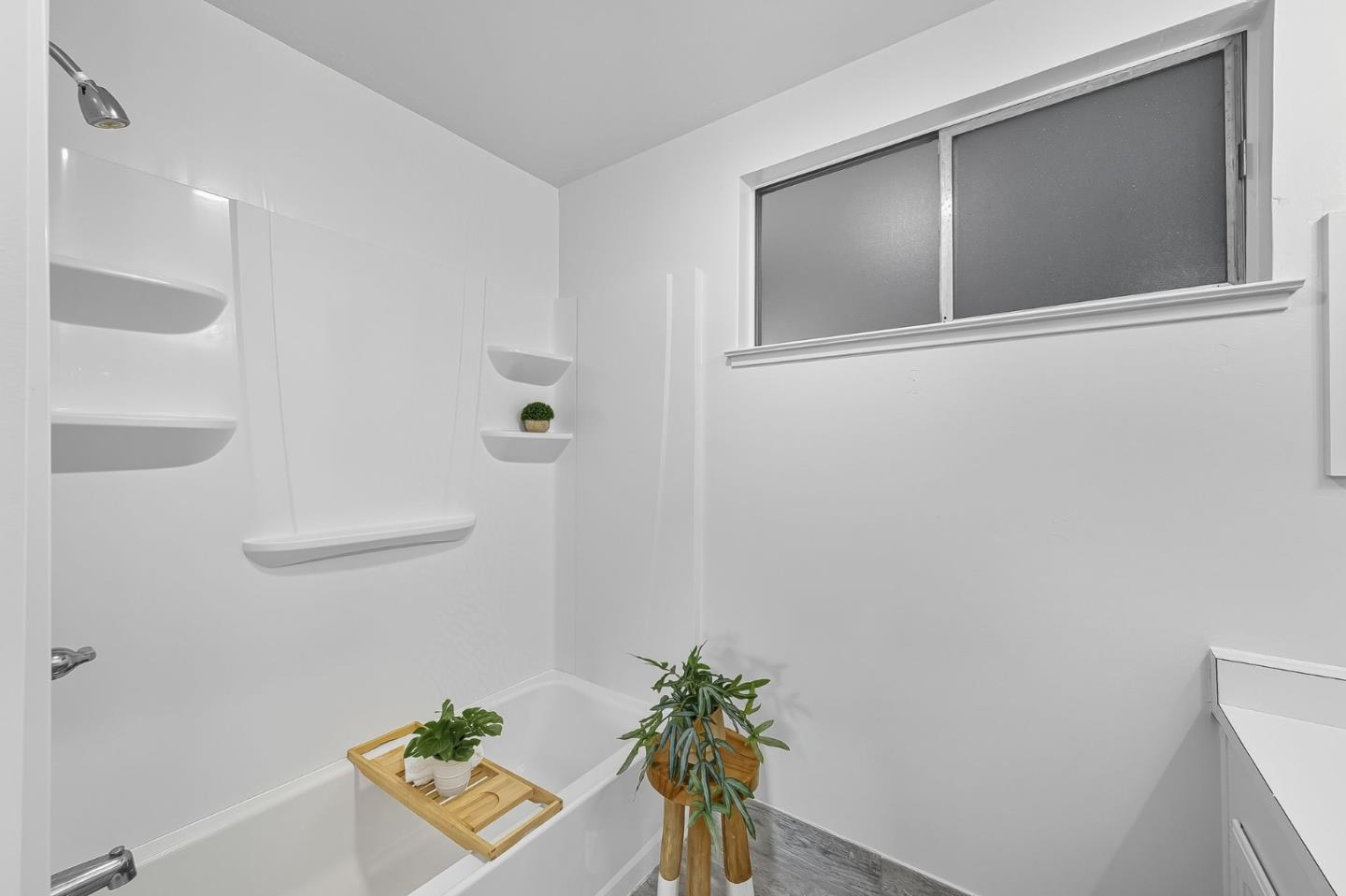 Detail Gallery Image 20 of 33 For 1100 Bounty Dr, Foster City,  CA 94404 - 3 Beds | 2 Baths