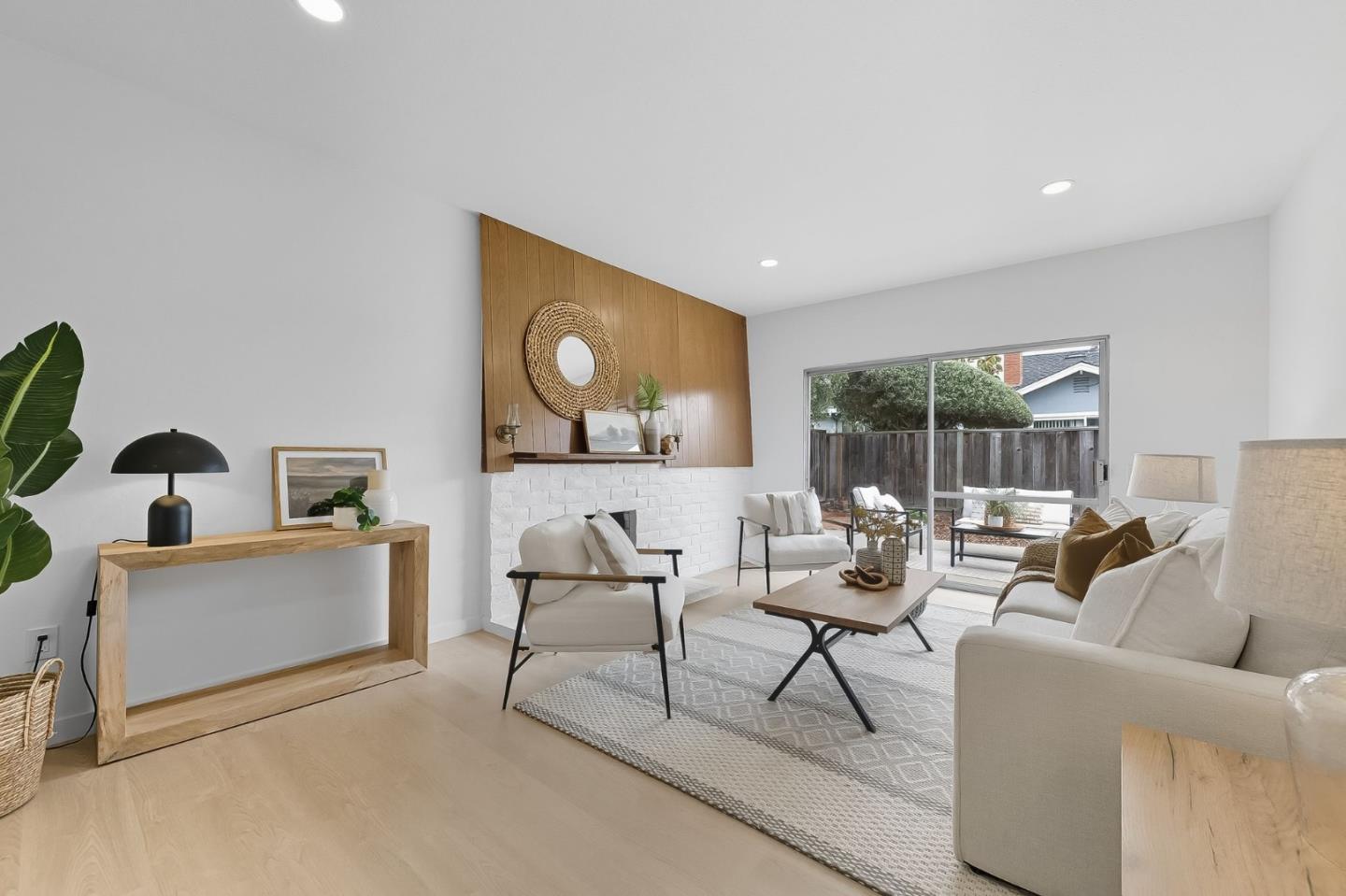 Detail Gallery Image 5 of 33 For 1100 Bounty Dr, Foster City,  CA 94404 - 3 Beds | 2 Baths