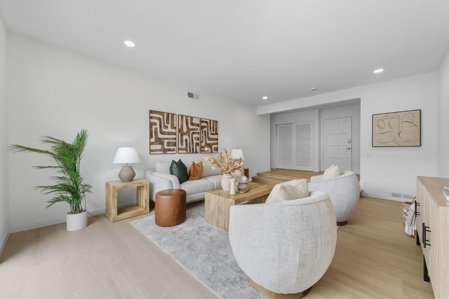 Detail Gallery Image 8 of 33 For 1100 Bounty Dr, Foster City,  CA 94404 - 3 Beds | 2 Baths