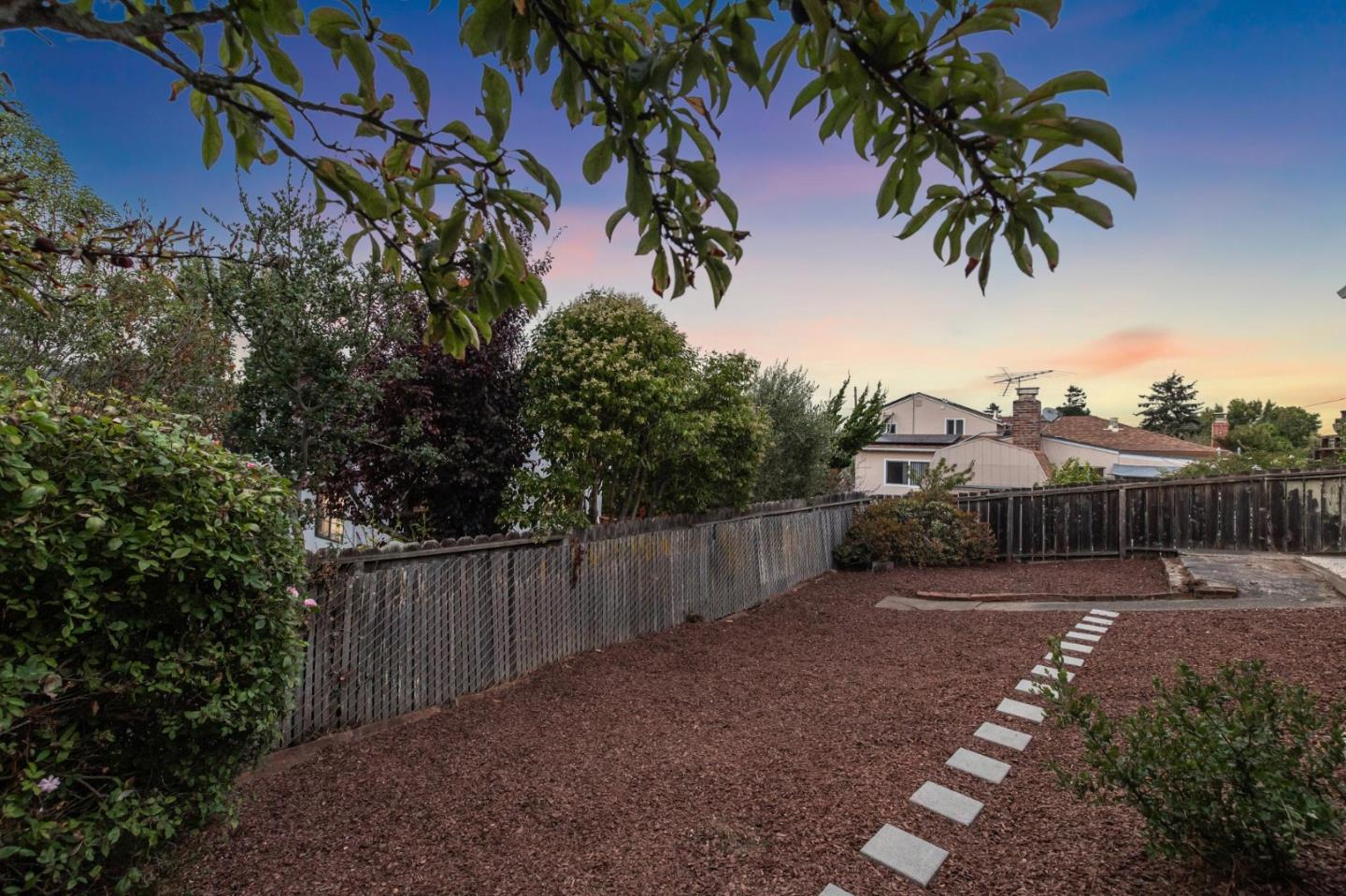Detail Gallery Image 32 of 36 For 608 Bonita Ave, Millbrae,  CA 94030 - 4 Beds | 2 Baths