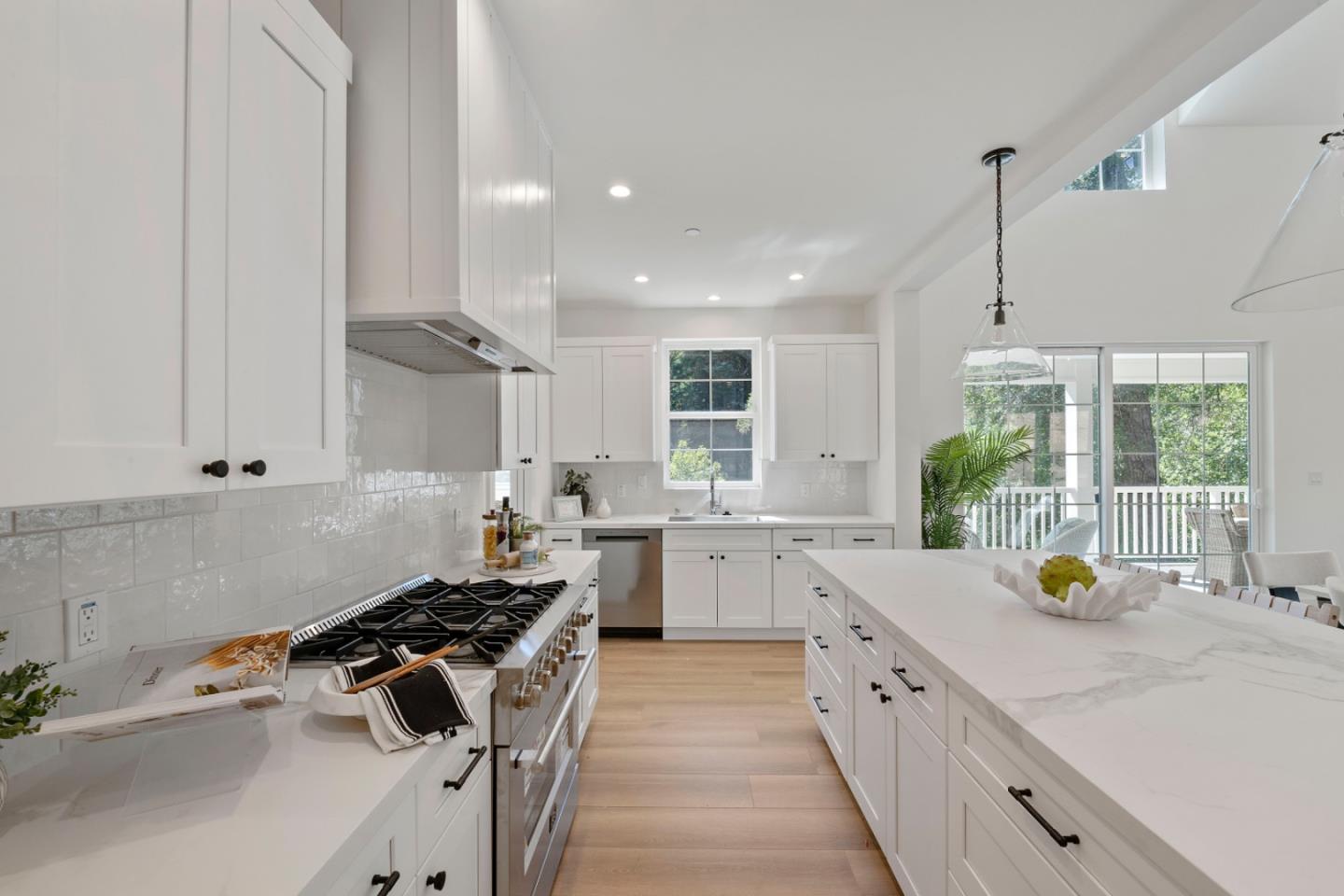 Detail Gallery Image 11 of 47 For 266 W Hilton Dr, Boulder Creek,  CA 95006 - 4 Beds | 2/1 Baths