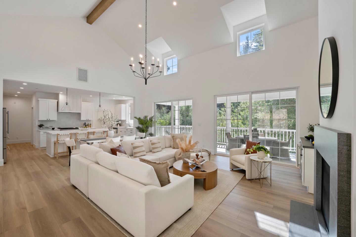 Detail Gallery Image 6 of 47 For 266 W Hilton Dr, Boulder Creek,  CA 95006 - 4 Beds | 2/1 Baths