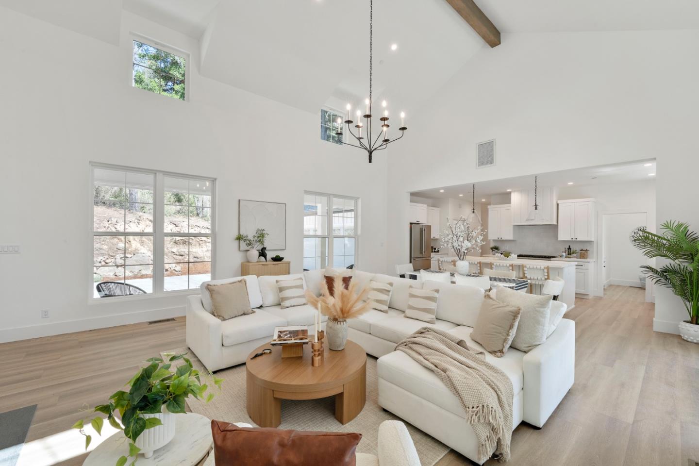 Detail Gallery Image 8 of 47 For 266 W Hilton Dr, Boulder Creek,  CA 95006 - 4 Beds | 2/1 Baths