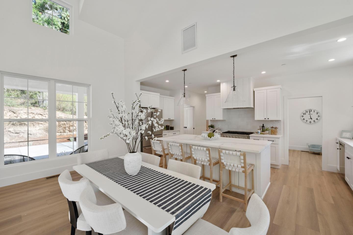 Detail Gallery Image 9 of 47 For 266 W Hilton Dr, Boulder Creek,  CA 95006 - 4 Beds | 2/1 Baths