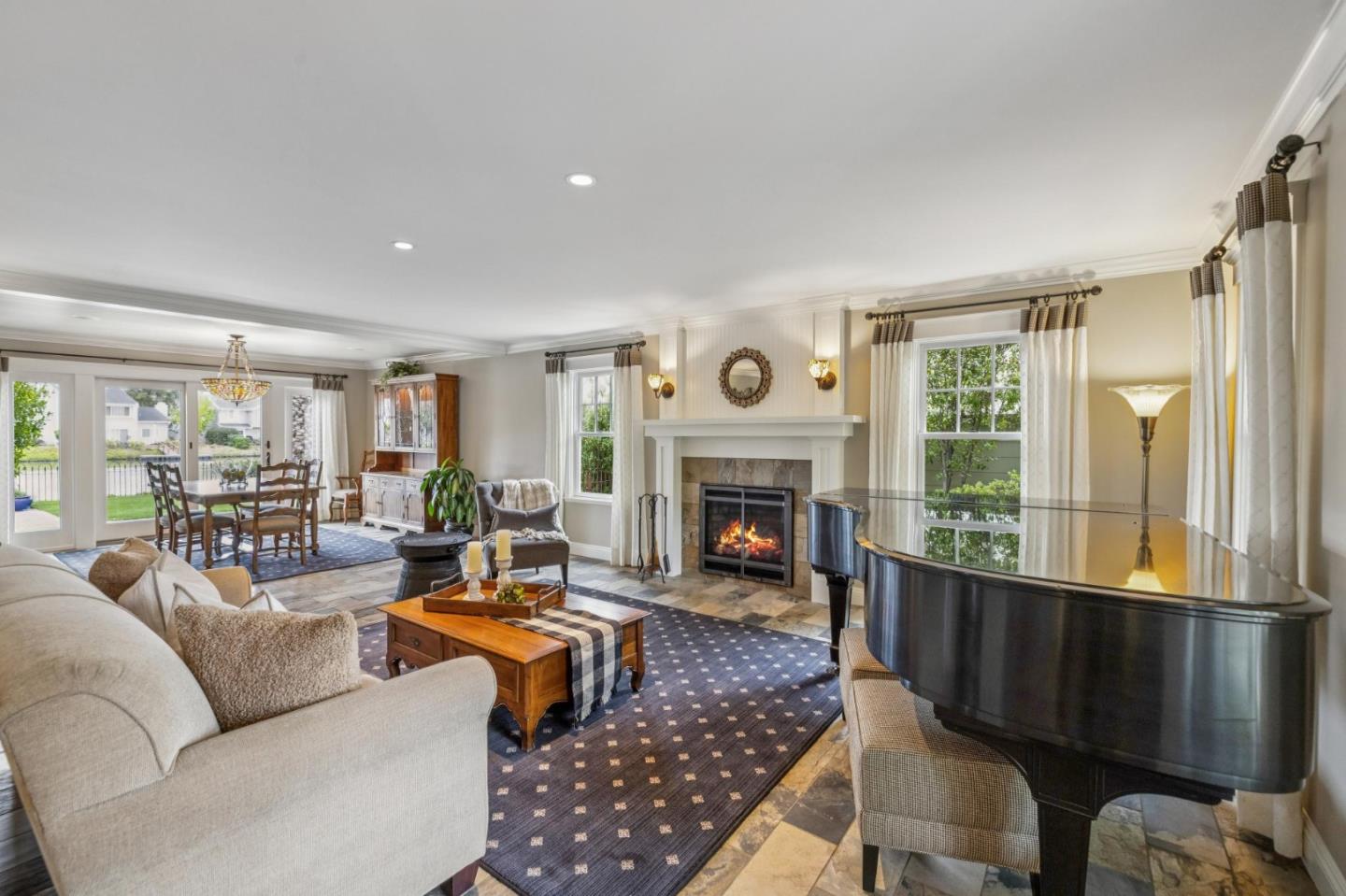 Detail Gallery Image 15 of 50 For 631 Marlin Ct, Redwood City,  CA 94065 - 4 Beds | 2/1 Baths